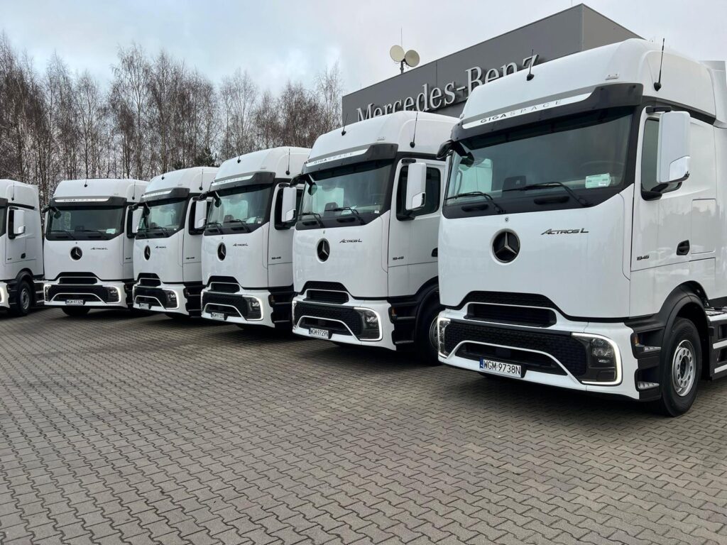 - KMB GROUP - Transport Międzynarodowy